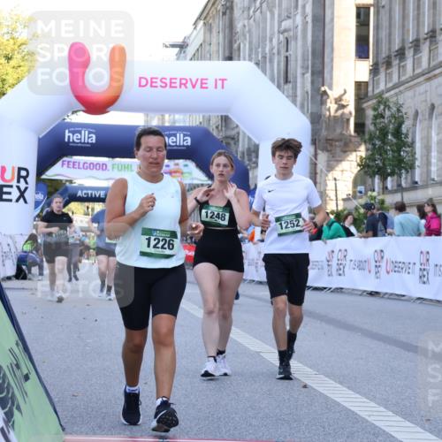 07.09.2025 - BARMER Alsterlauf Strokosch-Dieckow http://msf.ph/oto/8717945 07.09.2025 12:00:58 Ziel  meine-sportfotos.de