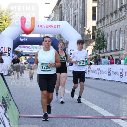 07.09.2025 - BARMER Alsterlauf Strokosch-Dieckow http://msf.ph/oto/8717946 07.09.2025 12:00:59 Ziel  meine-sportfotos.de