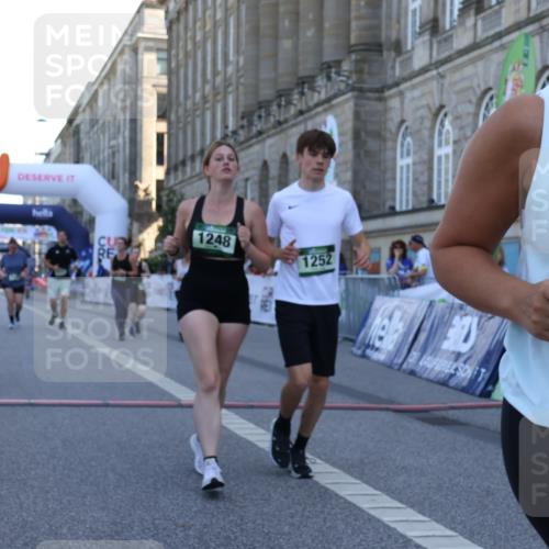07.09.2025 - BARMER Alsterlauf Strokosch-Dieckow http://msf.ph/oto/8717949 07.09.2025 12:01:02 Ziel  meine-sportfotos.de