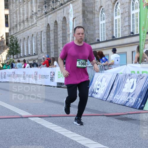 07.09.2025 - BARMER Alsterlauf Strokosch-Dieckow http://msf.ph/oto/8718030 07.09.2025 12:02:00 Ziel  meine-sportfotos.de