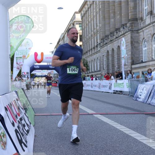 07.09.2025 - BARMER Alsterlauf Strokosch-Dieckow http://msf.ph/oto/8718052 07.09.2025 12:02:16 Ziel  meine-sportfotos.de