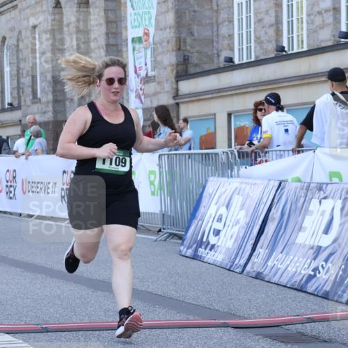07.09.2025 - BARMER Alsterlauf Strokosch-Dieckow http://msf.ph/oto/8718066 07.09.2025 12:02:26 Ziel  meine-sportfotos.de