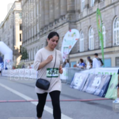 07.09.2025 - BARMER Alsterlauf Strokosch-Dieckow http://msf.ph/oto/8718150 07.09.2025 12:03:20 Ziel  meine-sportfotos.de