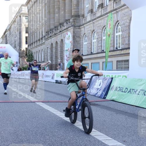 07.09.2025 - BARMER Alsterlauf Strokosch-Dieckow http://msf.ph/oto/8718348 07.09.2025 12:06:28 Ziel  meine-sportfotos.de