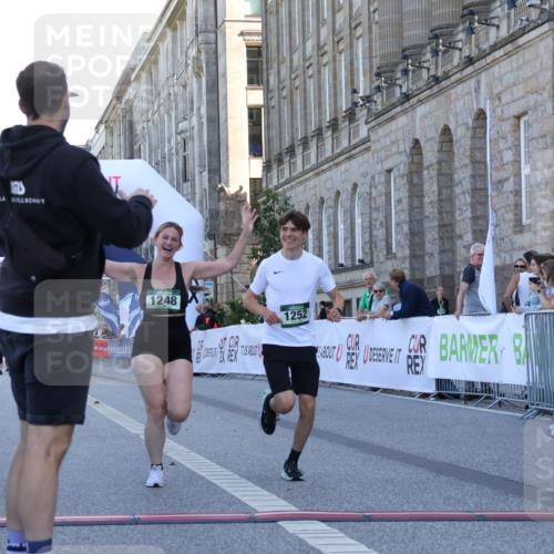 07.09.2025 - BARMER Alsterlauf Strokosch-Dieckow http://msf.ph/oto/8718389 07.09.2025 12:07:45 Ziel  meine-sportfotos.de