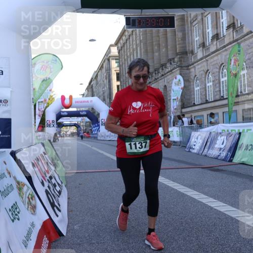07.09.2025 - BARMER Alsterlauf Strokosch-Dieckow http://msf.ph/oto/8718429 07.09.2025 12:08:57 Ziel  meine-sportfotos.de