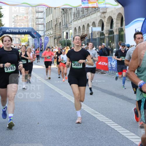 07.09.2025 - BARMER Alsterlauf Strokosch-Dieckow http://msf.ph/oto/8718529 07.09.2025 10:05:08 Ziel 2018, 2102, 2163, 2481, 2768, 3114, 3532, 3801, 3930, 4092, 4174, 4400, 4775, 4783, 4862, 5207, 5346, 5473, 5588, 5627, 5670, 5937, 6148, 6213, 6241, 6245, 8056, 8286, 8346, 8384, 8453, 8467 meine-sportfotos.de