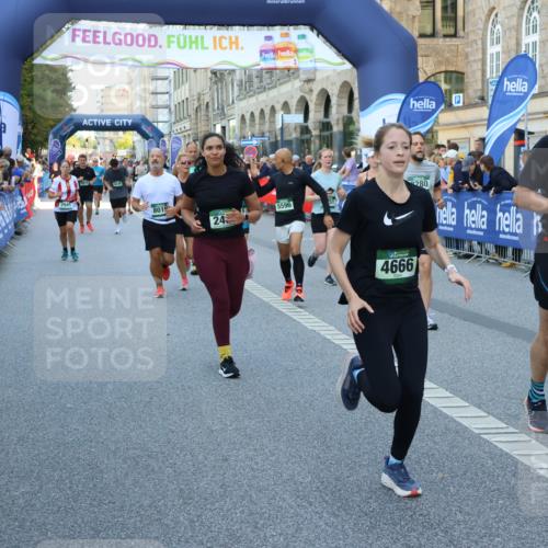 07.09.2025 - BARMER Alsterlauf Strokosch-Dieckow http://msf.ph/oto/8718584 07.09.2025 10:04:55 Ziel 2018, 2030, 2359, 2504, 2753, 2768, 2884, 3187, 3527, 3594, 3671, 4035, 4174, 4440, 4642, 4717, 4775, 4817, 4923, 4932, 5137, 5207, 5299, 5346, 5408, 5670, 5719, 5937, 6022, 6213, 8056, 8346, 8453, 8457, 8467 meine-sportfotos.de