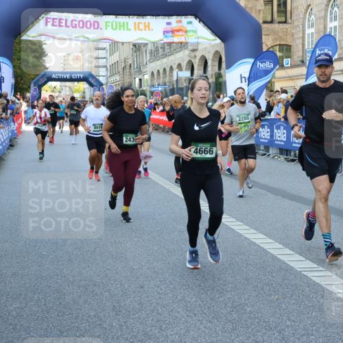 07.09.2025 - BARMER Alsterlauf Strokosch-Dieckow http://msf.ph/oto/8718598 07.09.2025 10:04:55 Ziel 2018, 2030, 2359, 2504, 2753, 2768, 2884, 3187, 3527, 3594, 3671, 4035, 4174, 4440, 4642, 4717, 4775, 4817, 4923, 4932, 5137, 5207, 5299, 5346, 5408, 5670, 5719, 5937, 6022, 6213, 8056, 8346, 8453, 8457, 8467 meine-sportfotos.de