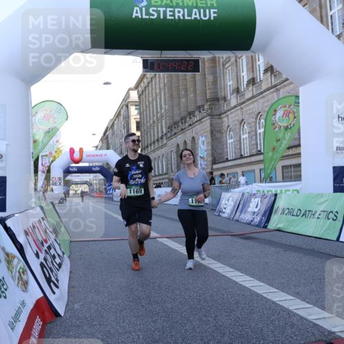 07.09.2025 - BARMER Alsterlauf Strokosch-Dieckow http://msf.ph/oto/8718624 07.09.2025 12:14:18 Ziel  meine-sportfotos.de