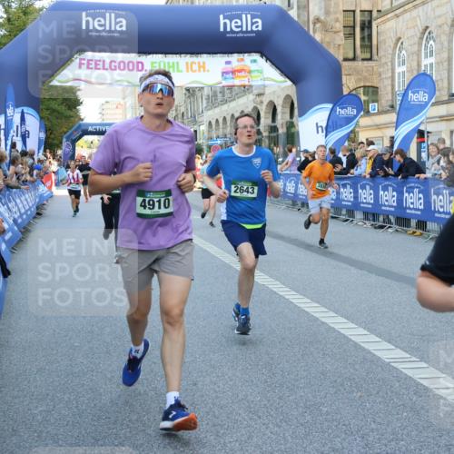 07.09.2025 - BARMER Alsterlauf Strokosch-Dieckow http://msf.ph/oto/8718632 07.09.2025 10:04:53 Ziel 2030, 2359, 2504, 2753, 2768, 2884, 3187, 3527, 3594, 3671, 3822, 3870, 4035, 4174, 4440, 4517, 4642, 4717, 4775, 4817, 4923, 4932, 5137, 5207, 5299, 5346, 5408, 5670, 5719, 5855, 5937, 6022, 6213, 8056, 8457 meine-sportfotos.de