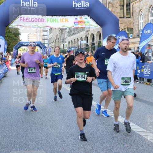 07.09.2025 - BARMER Alsterlauf Strokosch-Dieckow http://msf.ph/oto/8718653 07.09.2025 10:04:52 Ziel 2030, 2359, 2504, 2682, 2753, 2768, 2884, 3187, 3527, 3594, 3671, 3822, 3870, 4035, 4440, 4517, 4642, 4717, 4775, 4817, 4923, 4932, 5137, 5207, 5299, 5346, 5408, 5670, 5719, 5855, 5937, 6022, 8056, 8457 meine-sportfotos.de