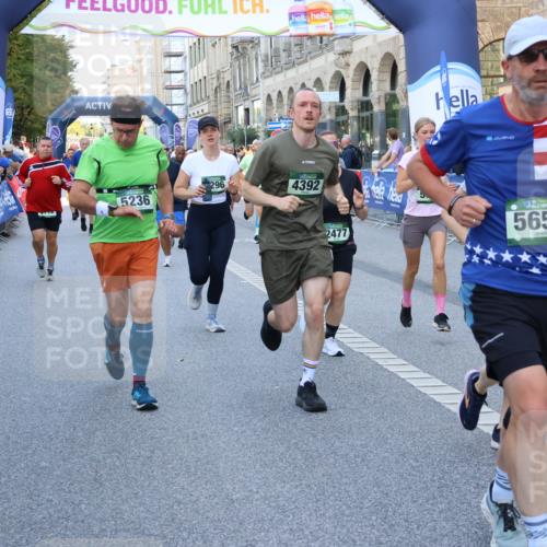 07.09.2025 - BARMER Alsterlauf Strokosch-Dieckow http://msf.ph/oto/8718710 07.09.2025 10:04:28 Ziel 2021, 2120, 2169, 2280, 2333, 2436, 2515, 2551, 2643, 2945, 2975, 3245, 3507, 3624, 3815, 3850, 3938, 3954, 4073, 4251, 4513, 4648, 4666, 4733, 4910, 4929, 5379, 5521, 5559, 5577, 5578, 5815, 5998, 6019, 6214, 6259, 6265, 6336, 8027, 8206, 8243, 8444 meine-sportfotos.de