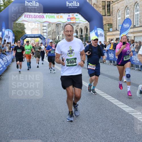 07.09.2025 - BARMER Alsterlauf Strokosch-Dieckow http://msf.ph/oto/8718717 07.09.2025 10:04:25 Ziel 2021, 2169, 2280, 2333, 2436, 2515, 2551, 2643, 2831, 2945, 3172, 3173, 3245, 3261, 3507, 3685, 3850, 3938, 3954, 4073, 4251, 4347, 4648, 4666, 4728, 4730, 4733, 4910, 4929, 5379, 5521, 5577, 5578, 5612, 5683, 5684, 5844, 6214, 6259, 6265, 6336, 8019, 8027, 8206, 8243 meine-sportfotos.de