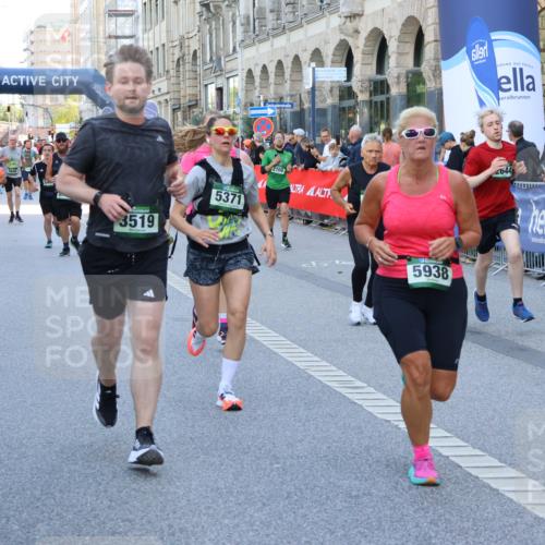 07.09.2025 - BARMER Alsterlauf Strokosch-Dieckow http://msf.ph/oto/8718752 07.09.2025 10:04:08 Ziel 2065, 2103, 2113, 2118, 2139, 2333, 2366, 2511, 2600, 2700, 2701, 2831, 2833, 2981, 3006, 3027, 3172, 3173, 3261, 3281, 3423, 3685, 3913, 3960, 4073, 4347, 4372, 4697, 4728, 4730, 4766, 4876, 4877, 4910, 5111, 5112, 5521, 5612, 5618, 5640, 5683, 5684, 5844, 5923, 6115, 8019, 8166, 8179, 8180, 8288, 8359, 8443 meine-sportfotos.de