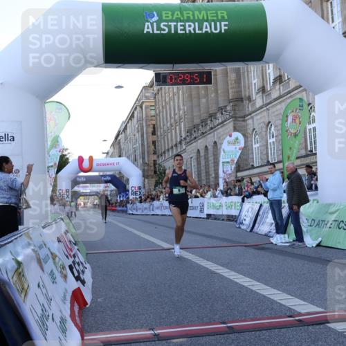 07.09.2025 - BARMER Alsterlauf Strokosch-Dieckow http://msf.ph/oto/8718797 07.09.2025 09:29:50 Ziel 9 meine-sportfotos.de