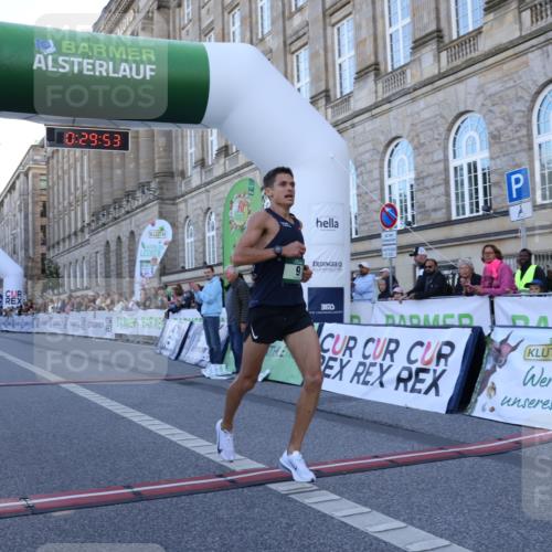 07.09.2025 - BARMER Alsterlauf Strokosch-Dieckow http://msf.ph/oto/8718801 07.09.2025 09:29:51 Ziel 9 meine-sportfotos.de
