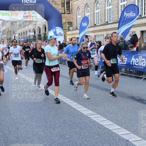 07.09.2025 - BARMER Alsterlauf Strokosch-Dieckow http://msf.ph/oto/8718807 07.09.2025 10:03:55 Ziel 2103, 2112, 2118, 2259, 2271, 2477, 2511, 2620, 2700, 2701, 2702, 2708, 2833, 2859, 2956, 2986, 3006, 3027, 3281, 3420, 3423, 3436, 3764, 3765, 3766, 4392, 4461, 4766, 4876, 4877, 5111, 5112, 5236, 5497, 5659, 5753, 5923, 5984, 6005, 6007, 6031, 6115, 6205, 6296, 8166, 8179, 8180, 8183, 8213, 8301, 8359, 8434, 8443 meine-sportfotos.de