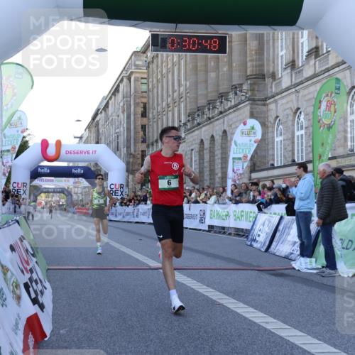 07.09.2025 - BARMER Alsterlauf Strokosch-Dieckow http://msf.ph/oto/8718835 07.09.2025 09:30:46 Ziel 6, 8, 15, 4969 meine-sportfotos.de