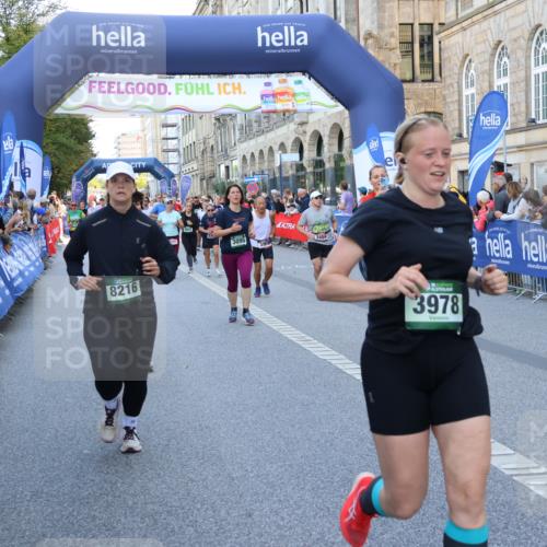 07.09.2025 - BARMER Alsterlauf Strokosch-Dieckow http://msf.ph/oto/8718869 07.09.2025 10:03:50 Ziel 2112, 2259, 2271, 2364, 2477, 2511, 2620, 2644, 2700, 2701, 2702, 2708, 2709, 2859, 2956, 2986, 3006, 3027, 3281, 3420, 3436, 3764, 3765, 3766, 3918, 3946, 4392, 4461, 5112, 5236, 5303, 5497, 5645, 5659, 5689, 5753, 5923, 5984, 6005, 6007, 6031, 6115, 6205, 6296, 8166, 8183, 8213, 8301, 8434 meine-sportfotos.de