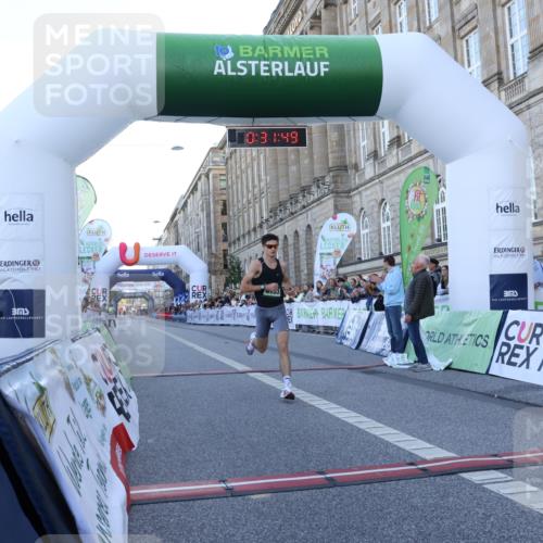 07.09.2025 - BARMER Alsterlauf Strokosch-Dieckow http://msf.ph/oto/8718876 07.09.2025 09:31:48 Ziel 8153 meine-sportfotos.de