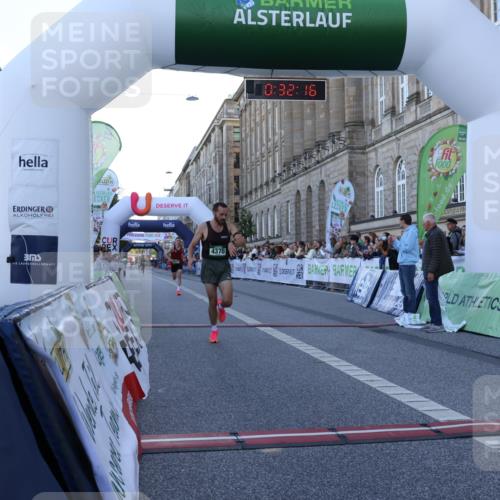 07.09.2025 - BARMER Alsterlauf Strokosch-Dieckow http://msf.ph/oto/8718883 07.09.2025 09:32:15 Ziel 3947, 4370 meine-sportfotos.de