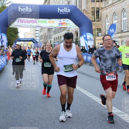 07.09.2025 - BARMER Alsterlauf Strokosch-Dieckow http://msf.ph/oto/8718885 07.09.2025 10:03:49 Ziel 2112, 2259, 2271, 2364, 2477, 2511, 2620, 2644, 2702, 2708, 2709, 2859, 2956, 2986, 3006, 3420, 3436, 3764, 3765, 3766, 3918, 3946, 4392, 4461, 5236, 5303, 5479, 5497, 5645, 5659, 5689, 5753, 5923, 5984, 6005, 6007, 6031, 6115, 6205, 6296, 8041, 8166, 8183, 8213, 8301, 8434 meine-sportfotos.de