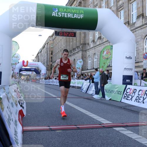 07.09.2025 - BARMER Alsterlauf Strokosch-Dieckow http://msf.ph/oto/8718893 07.09.2025 09:32:19 Ziel 17, 3947, 4370 meine-sportfotos.de