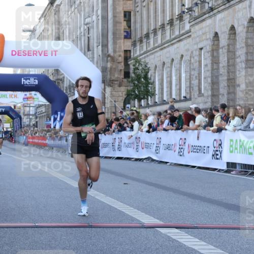 07.09.2025 - BARMER Alsterlauf Strokosch-Dieckow http://msf.ph/oto/8718898 07.09.2025 09:32:24 Ziel 17 meine-sportfotos.de