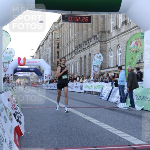 07.09.2025 - BARMER Alsterlauf Strokosch-Dieckow http://msf.ph/oto/8718901 07.09.2025 09:32:25 Ziel 17, 4744 meine-sportfotos.de