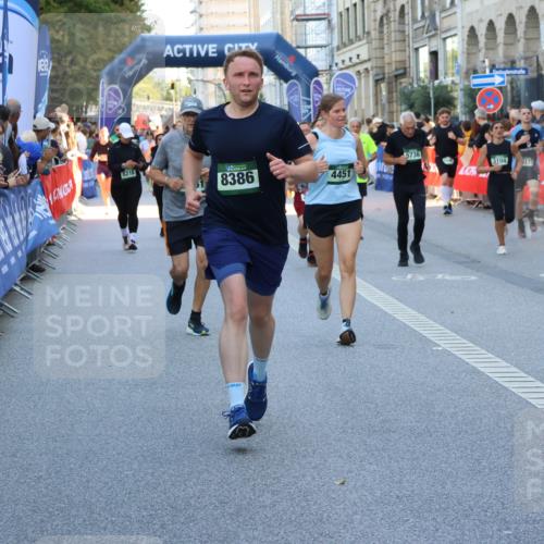 07.09.2025 - BARMER Alsterlauf Strokosch-Dieckow http://msf.ph/oto/8718923 07.09.2025 10:03:41 Ziel 2130, 2259, 2271, 2364, 2620, 2644, 2652, 2702, 2709, 2956, 3272, 3310, 3311, 3519, 3610, 3745, 3764, 3765, 3766, 3918, 3946, 4323, 4333, 4868, 4905, 5236, 5303, 5371, 5479, 5497, 5645, 5689, 5753, 5938, 5984, 6031, 6123, 6205, 6279, 8041, 8306, 8434 meine-sportfotos.de