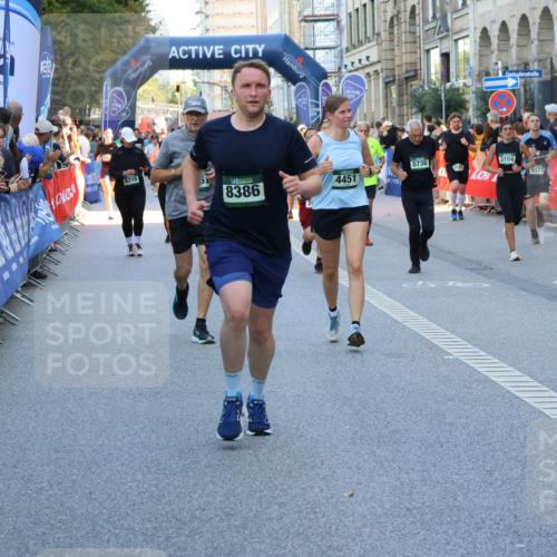 07.09.2025 - BARMER Alsterlauf Strokosch-Dieckow http://msf.ph/oto/8718927 07.09.2025 10:03:41 Ziel 2130, 2259, 2271, 2364, 2620, 2644, 2652, 2702, 2709, 2956, 3272, 3310, 3311, 3519, 3610, 3745, 3764, 3765, 3766, 3918, 3946, 4323, 4333, 4868, 4905, 5236, 5303, 5371, 5479, 5497, 5645, 5689, 5753, 5938, 5984, 6031, 6123, 6205, 6279, 8041, 8306, 8434 meine-sportfotos.de