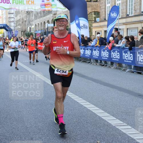 07.09.2025 - BARMER Alsterlauf Strokosch-Dieckow http://msf.ph/oto/8718958 07.09.2025 10:03:38 Ziel 2130, 2271, 2364, 2644, 2652, 2702, 2709, 2956, 3010, 3272, 3288, 3310, 3311, 3352, 3519, 3610, 3719, 3745, 3918, 3946, 4074, 4323, 4333, 4822, 4868, 4905, 5303, 5371, 5479, 5645, 5689, 5753, 5938, 6031, 6123, 6279, 8041, 8306, 8434 meine-sportfotos.de