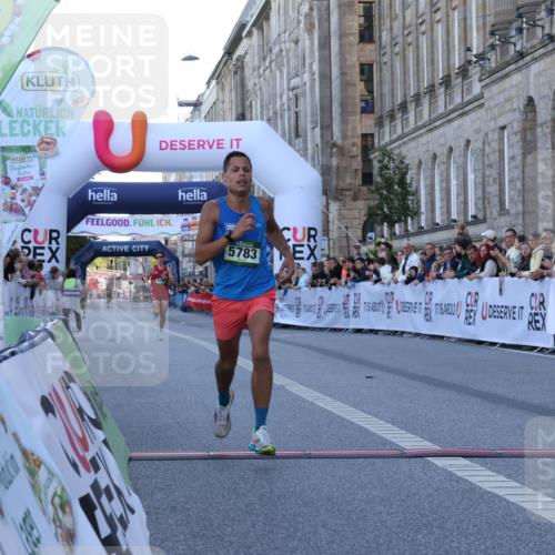 07.09.2025 - BARMER Alsterlauf Strokosch-Dieckow http://msf.ph/oto/8718981 07.09.2025 09:33:57 Ziel 22, 5783, 8199 meine-sportfotos.de