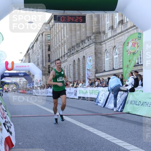 07.09.2025 - BARMER Alsterlauf Strokosch-Dieckow http://msf.ph/oto/8719008 07.09.2025 09:34:23 Ziel 5747 meine-sportfotos.de