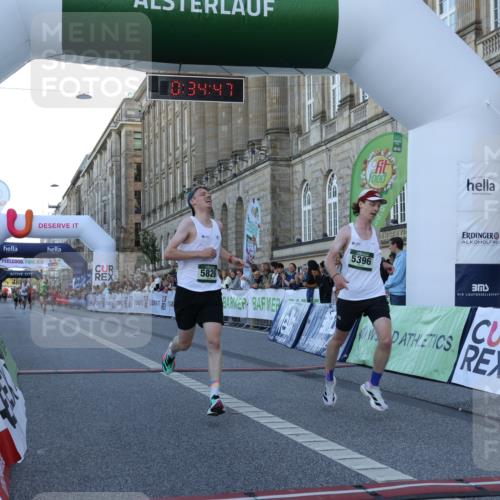 07.09.2025 - BARMER Alsterlauf Strokosch-Dieckow http://msf.ph/oto/8719047 07.09.2025 09:34:46 Ziel 14, 3926, 4286, 5396, 5604, 5826 meine-sportfotos.de