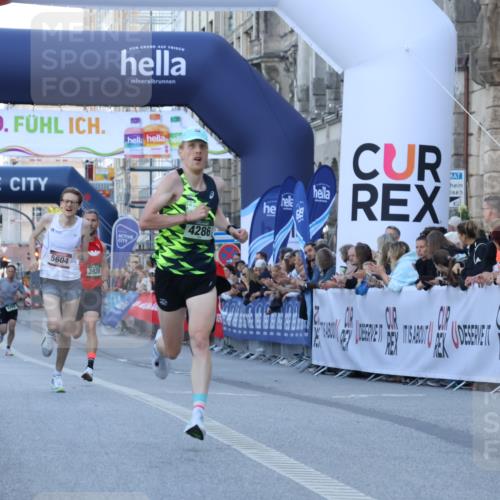 07.09.2025 - BARMER Alsterlauf Strokosch-Dieckow http://msf.ph/oto/8719048 07.09.2025 09:34:48 Ziel 3926, 4286, 5396, 5604, 5641, 5826 meine-sportfotos.de