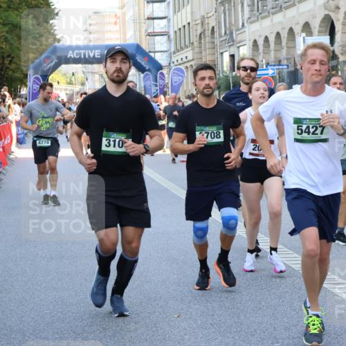07.09.2025 - BARMER Alsterlauf Strokosch-Dieckow http://msf.ph/oto/8719061 07.09.2025 10:03:22 Ziel 2045, 2046, 2107, 2306, 2326, 2370, 2371, 2455, 2459, 2506, 3010, 3073, 3095, 3104, 3233, 3288, 3352, 3719, 3809, 3832, 3941, 3962, 3978, 4074, 4117, 4662, 4779, 4822, 4905, 5039, 5162, 5225, 5320, 5554, 5695, 5736, 5771, 5800, 6002, 6153, 6279, 6280, 8160, 8172, 8177, 8216, 8386 meine-sportfotos.de