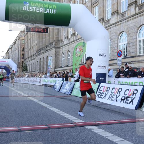 07.09.2025 - BARMER Alsterlauf Strokosch-Dieckow http://msf.ph/oto/8719063 07.09.2025 09:34:55 Ziel 3926, 4138, 4286, 4288, 5604, 5641, 8037 meine-sportfotos.de