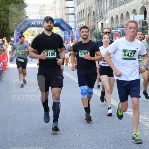 07.09.2025 - BARMER Alsterlauf Strokosch-Dieckow http://msf.ph/oto/8719070 07.09.2025 10:03:22 Ziel 2045, 2046, 2107, 2306, 2326, 2370, 2371, 2455, 2459, 2506, 3010, 3073, 3095, 3104, 3233, 3288, 3352, 3719, 3809, 3832, 3941, 3962, 3978, 4074, 4117, 4662, 4779, 4822, 4905, 5039, 5162, 5225, 5320, 5554, 5695, 5736, 5771, 5800, 6002, 6153, 6279, 6280, 8160, 8172, 8177, 8216, 8386 meine-sportfotos.de