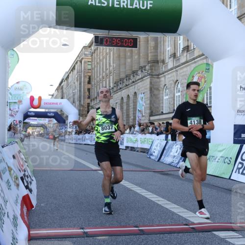 07.09.2025 - BARMER Alsterlauf Strokosch-Dieckow http://msf.ph/oto/8719072 07.09.2025 09:34:58 Ziel 3926, 4138, 4288, 5604, 5641, 8037 meine-sportfotos.de