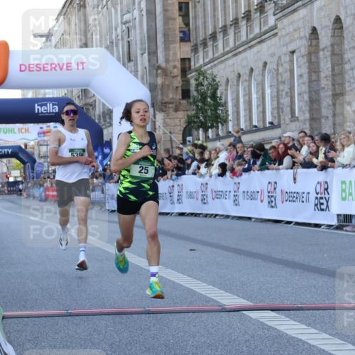 07.09.2025 - BARMER Alsterlauf Strokosch-Dieckow http://msf.ph/oto/8719142 07.09.2025 09:35:41 Ziel 25, 5390 meine-sportfotos.de