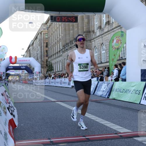 07.09.2025 - BARMER Alsterlauf Strokosch-Dieckow http://msf.ph/oto/8719149 07.09.2025 09:35:43 Ziel 25, 5390 meine-sportfotos.de