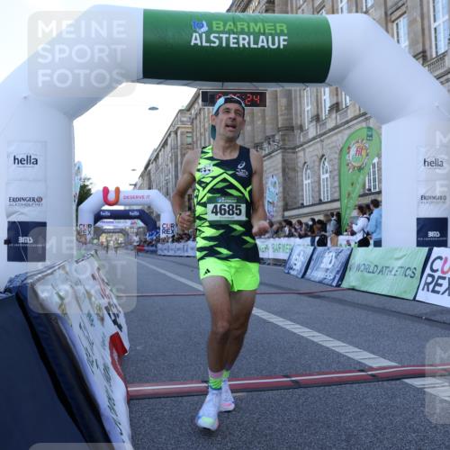 07.09.2025 - BARMER Alsterlauf Strokosch-Dieckow http://msf.ph/oto/8719224 07.09.2025 09:36:23 Ziel 3417, 4647, 4685, 5354 meine-sportfotos.de