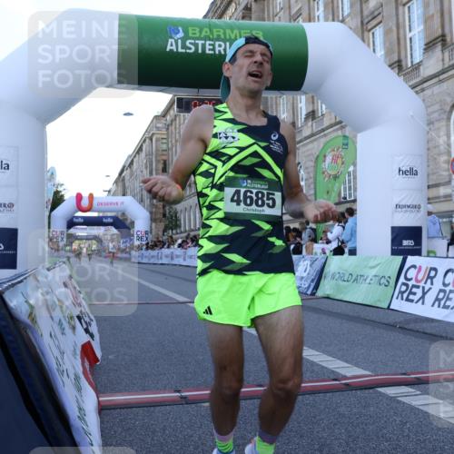 07.09.2025 - BARMER Alsterlauf Strokosch-Dieckow http://msf.ph/oto/8719225 07.09.2025 09:36:23 Ziel 3417, 4647, 4685, 5354 meine-sportfotos.de