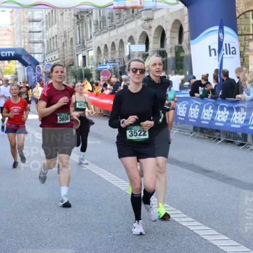 07.09.2025 - BARMER Alsterlauf Strokosch-Dieckow http://msf.ph/oto/8719234 07.09.2025 10:02:57 Ziel 2020, 2039, 2248, 2294, 2304, 2482, 2542, 2814, 2818, 2947, 3137, 3229, 3237, 3238, 3240, 3708, 4093, 4096, 4172, 4180, 4191, 4276, 4278, 4292, 4301, 4643, 4669, 4812, 4960, 4973, 5007, 5427, 5483, 5485, 5522, 5531, 5733, 5781, 5804, 6041, 6207, 8271 meine-sportfotos.de