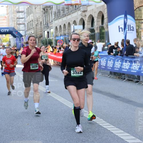 07.09.2025 - BARMER Alsterlauf Strokosch-Dieckow http://msf.ph/oto/8719237 07.09.2025 10:02:57 Ziel 2020, 2039, 2248, 2294, 2304, 2482, 2542, 2814, 2818, 2947, 3137, 3229, 3237, 3238, 3240, 3708, 4093, 4096, 4172, 4180, 4191, 4276, 4278, 4292, 4301, 4643, 4669, 4812, 4960, 4973, 5007, 5427, 5483, 5485, 5522, 5531, 5733, 5781, 5804, 6041, 6207, 8271 meine-sportfotos.de