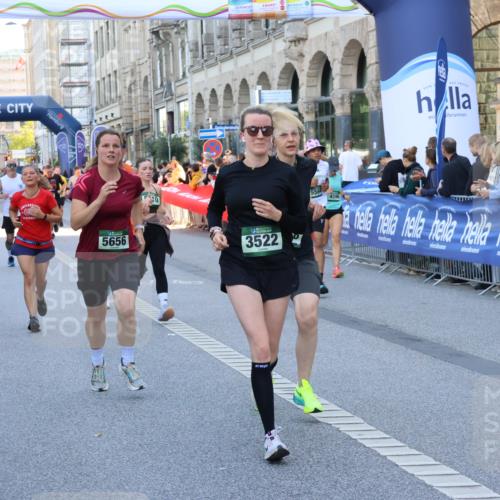 07.09.2025 - BARMER Alsterlauf Strokosch-Dieckow http://msf.ph/oto/8719241 07.09.2025 10:02:57 Ziel 2020, 2039, 2248, 2294, 2304, 2482, 2542, 2814, 2818, 2947, 3137, 3229, 3237, 3238, 3240, 3708, 4093, 4096, 4172, 4180, 4191, 4276, 4278, 4292, 4301, 4643, 4669, 4812, 4960, 4973, 5007, 5427, 5483, 5485, 5522, 5531, 5733, 5781, 5804, 6041, 6207, 8271 meine-sportfotos.de