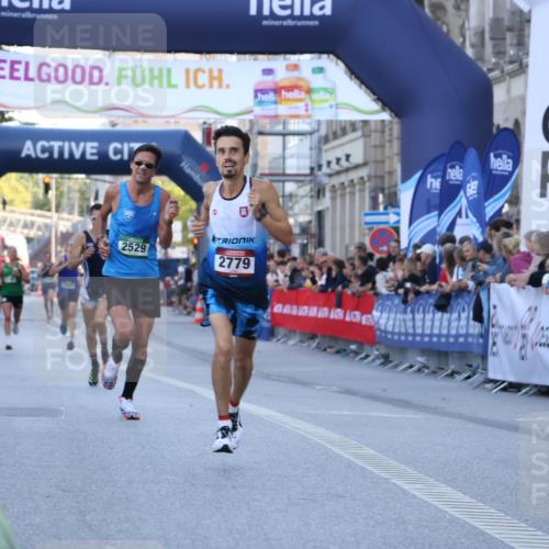 07.09.2025 - BARMER Alsterlauf Strokosch-Dieckow http://msf.ph/oto/8719243 07.09.2025 09:36:35 Ziel 27, 2012, 2529, 2779 meine-sportfotos.de