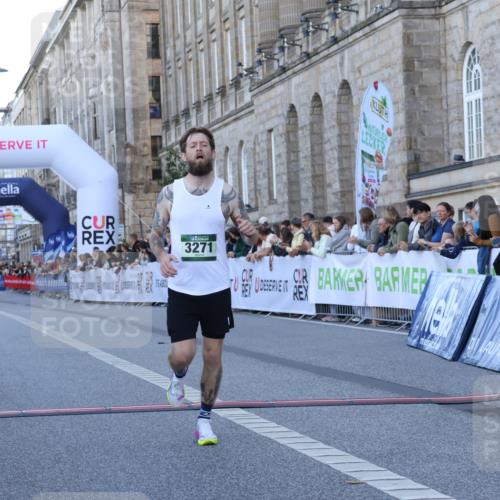 07.09.2025 - BARMER Alsterlauf Strokosch-Dieckow http://msf.ph/oto/8719314 07.09.2025 09:37:25 Ziel 3271, 4253, 5370, 6128 meine-sportfotos.de